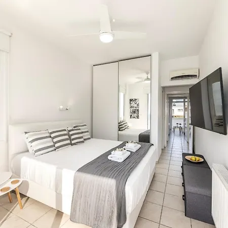 Villa Faros Seaside Larnaca