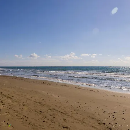Villa Faros Seaside Larnaca