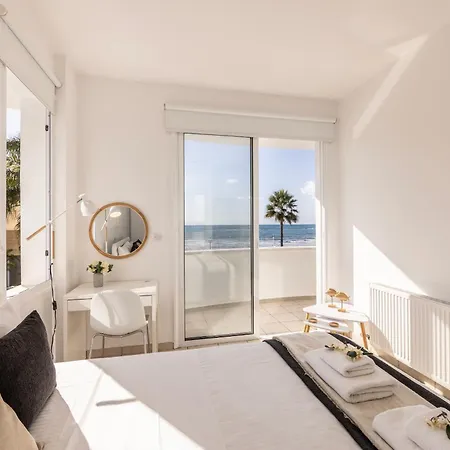 Faros Seaside Larnaca * Perivolia