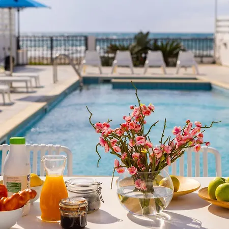 Faros Seaside Larnaca Perivolia