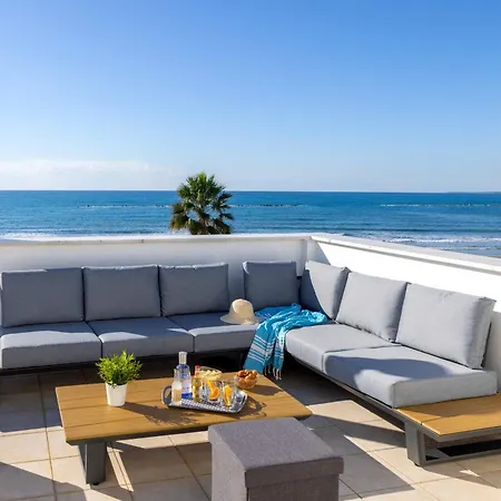 Villa Faros Seaside Larnaca *