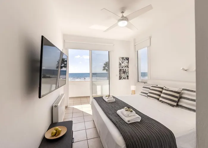 Faros Seaside Larnaca Villa Perivolia